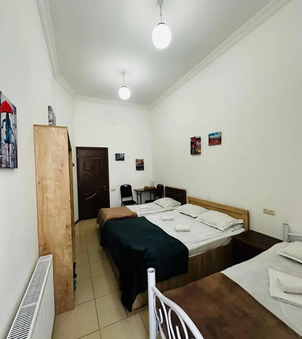 Hotel Tbilisi Guest 0*,